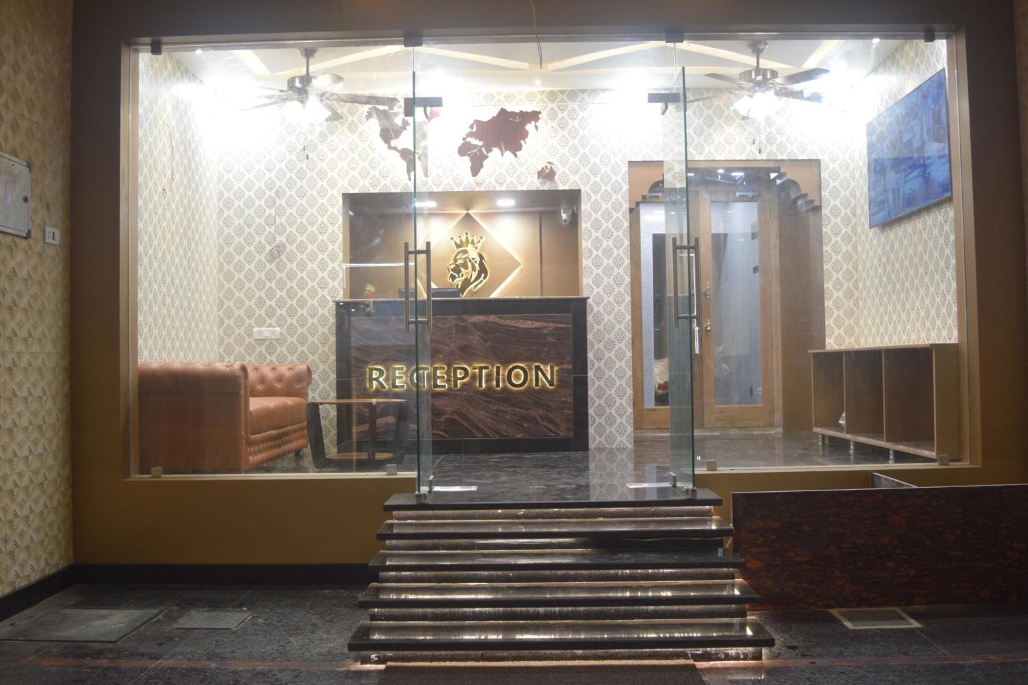 钦奈 Esakki Empire酒店 外观 照片